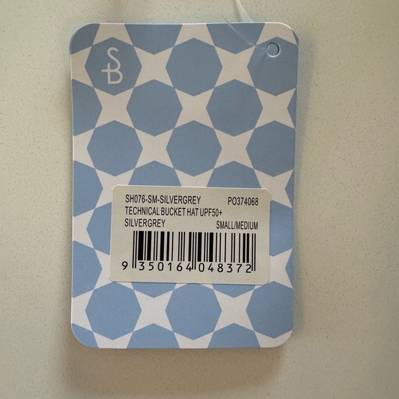 NWT I Solbari Women’s Technical Bucket Hat I color Silver Grey I Size S/M - Picture 7 of 7